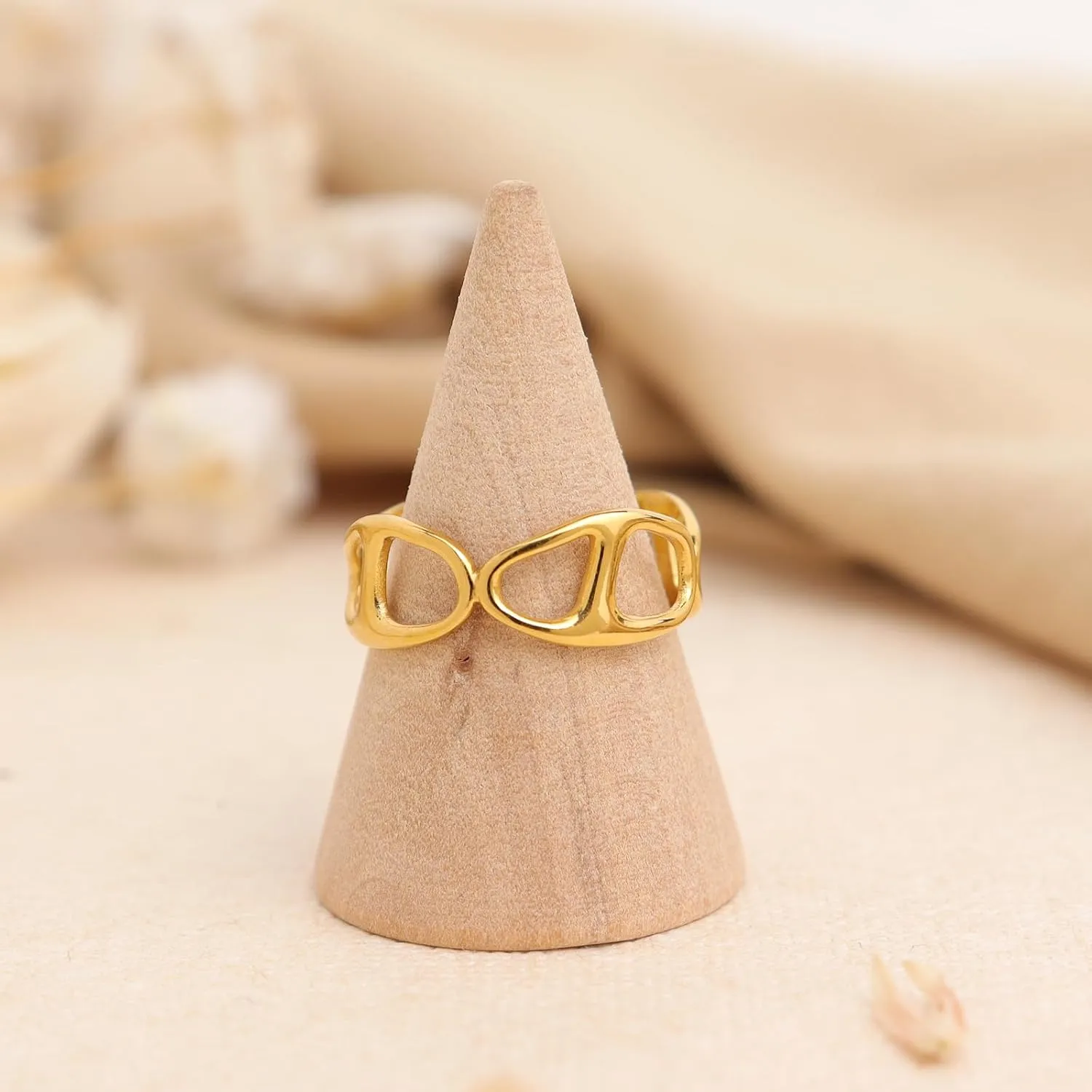 Chunky Gold Open Rings for Women, Trendy Minimalist Simple Adjustable Twisted Geometric Hollow Flower Circle Thumb Stackable Ring Prom Holiday Jewelry Gift