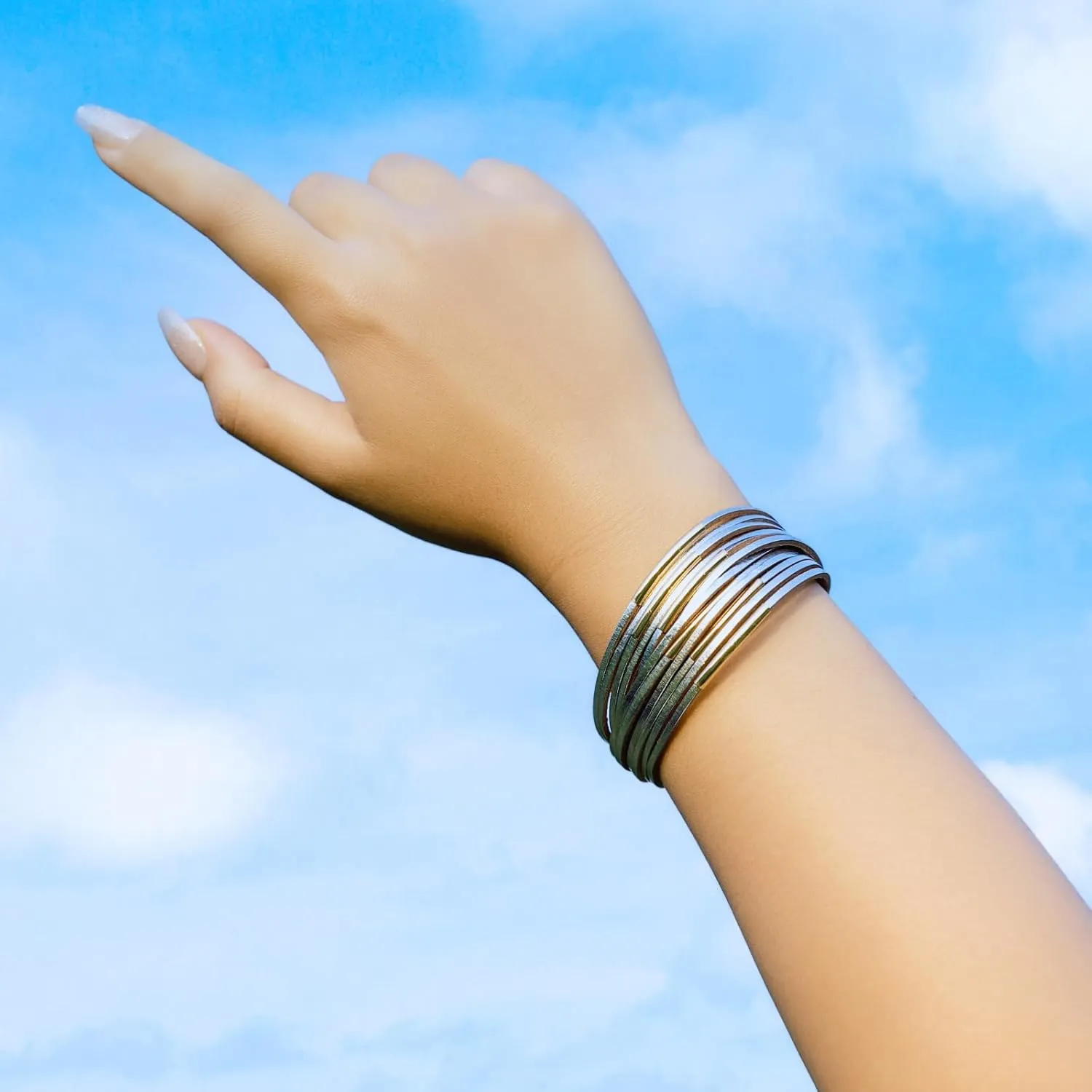 FANCY SHINY Boho Leather Bangle Bracelets Stackable Noodle Tube Bracelets Layered Wrap Cuff Bracelets with Magnetic Clasp