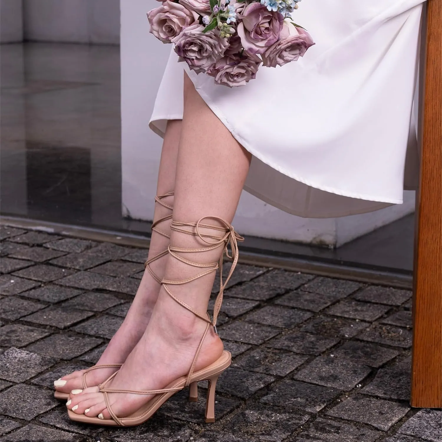 ISNOM Lace Up Heels Sandals for Women, Square Toe, Open Toe Thong, Stiletto Heels Design
