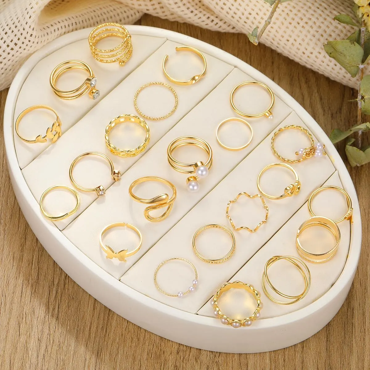 Knuckle Stackable Gold Rings for Women Gold Stacking Ring Set Vintage Boho Ring Set Butterfly Heart Pearl Rhinestone Stackable Statement Rings for Women