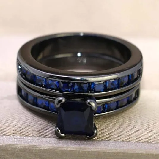 Spring_jewelry001-925 Sterling Silver, Black Gold Plated, Three-Piece Stackable Band with Red Princess-Cut Crystal Women's Wedding Ring Set, sophisticated piece of bridal jewelry for engagement,