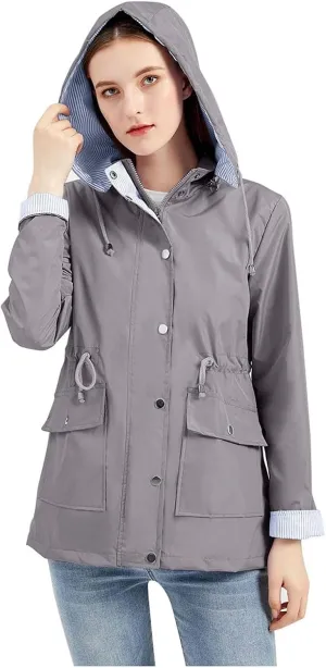 Uillui Hooded Trench Coat for Women Waterproof Raincoat Plus Size Snow Jacket Mountaineering Parka Jacket Pocket Windbreaker