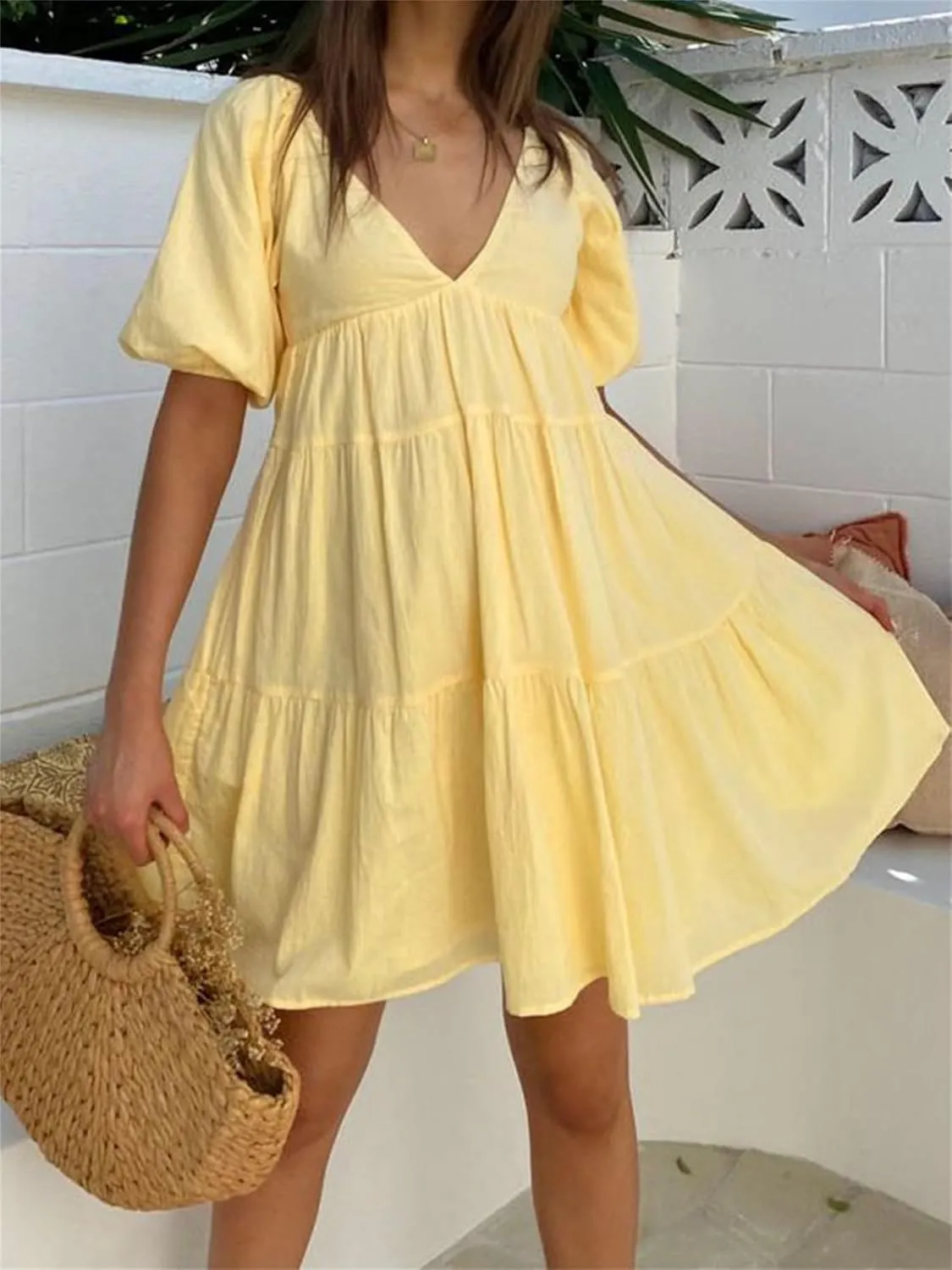 Women Puff Short Sleeve Mini Dress V-Neck Casual Flowy Babydoll Dresses A-Line Ruffle Beach Vacation Short Sundress