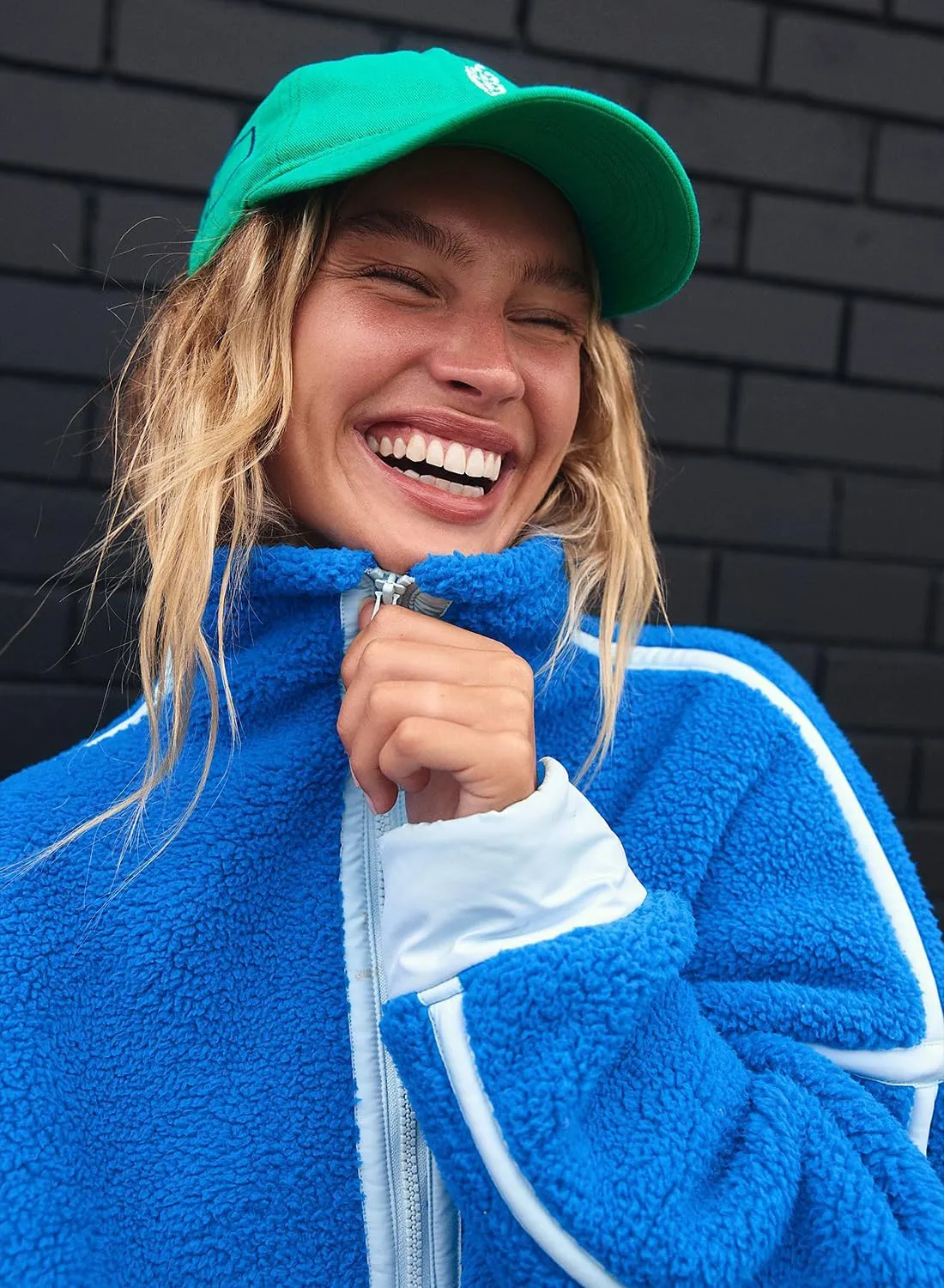 Women's Fleece Sweatshirts Half Zip Pullover Long Sleeve Oversized Workout Crop Tops Hoodie with Pocket