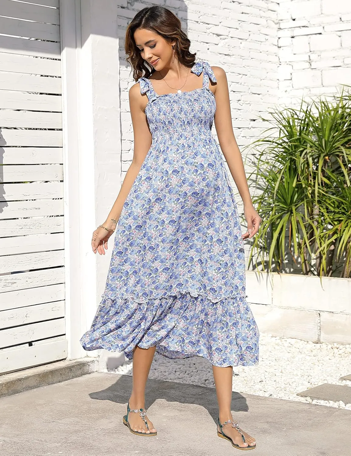 Women's Petite Plus Modern/Fitted