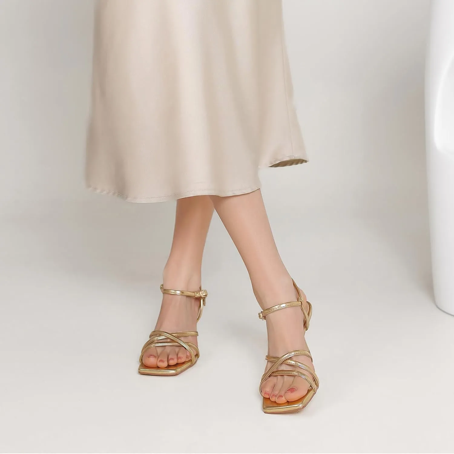 Women's Sandals Square Open Toe Kitten Heels Strappy Ankle Strap Heeled Sandals for Women Comfy Weddings Shoes